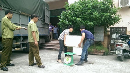 Phát hiện 2,5 tạ chim đông lạnh nhập lậu vào Hà Nội tiêu thụ